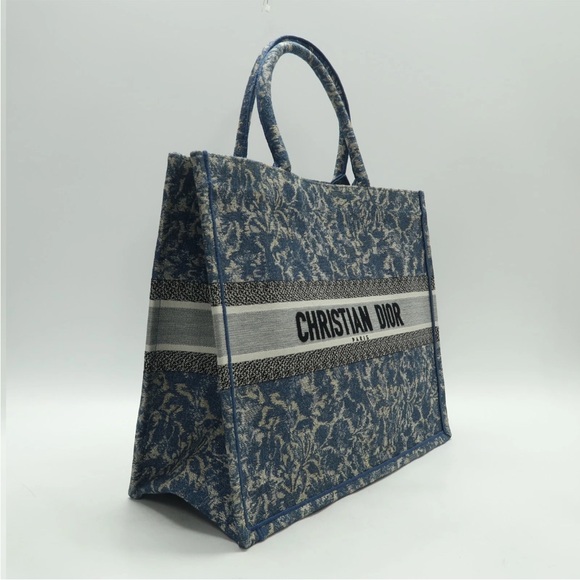 Dior Floral Blue Tote Bag - Picture 3 of 15
